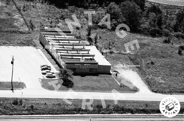 Spartan Lanes - 1989 Photo (newer photo)